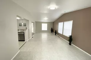 4455 Blueberry Ln NE, Salem, OR 97305 - Photo 27