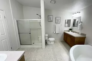 4455 Blueberry Ln NE, Salem, OR 97305 - Photo 21