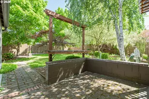 501 NE Broadway St, Myrtle Creek, OR 97457 - Photo 35