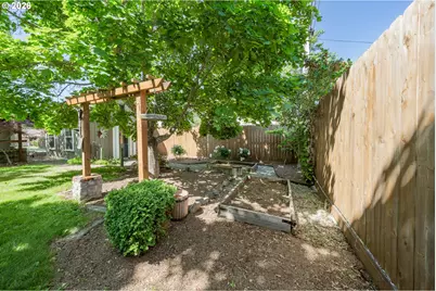 501 NE Broadway St, Myrtle Creek, OR 97457 - Photo 41
