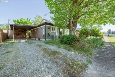 501 NE Broadway St, Myrtle Creek, OR 97457 - Photo 5