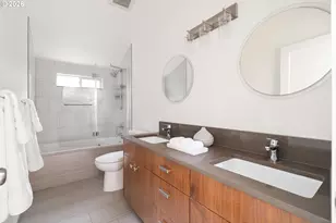 1666 Lake Front Rd, Lake Oswego, OR 97034 - Photo 31