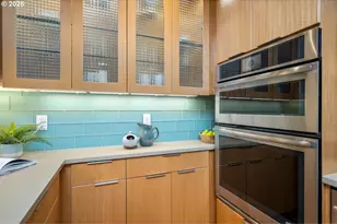 2327 NW Northrup St, Portland, OR 97210 - Photo 17