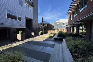 2327 NW Northrup St, Portland, OR 97210 - Photo 3