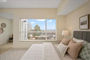 2327 NW Northrup St, Portland, OR 97210 - Photo 37