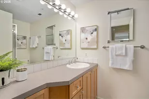 2327 NW Northrup St, Portland, OR 97210 - Photo 33