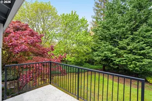 10980 SW Meadowbrook Dr, Portland, OR 97224 - Photo 9