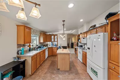 63255 Sunrise Rd, Coos Bay, OR 97420 - Photo 25