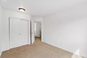 28905 SW Costa Cir W, Wilsonville, OR 97070 - Photo 23