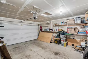 28905 SW Costa Cir W, Wilsonville, OR 97070 - Photo 33