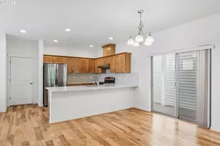 28905 SW Costa Cir W, Wilsonville, OR 97070 - Photo 13