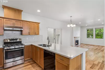 28905 SW Costa Cir W, Wilsonville, OR 97070 - Photo 17