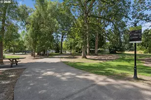 28905 SW Costa Cir W, Wilsonville, OR 97070 - Photo 37