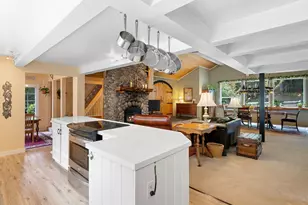 19875 SW Meadow View Dr, McMinnville, OR 97128 - Photo 11