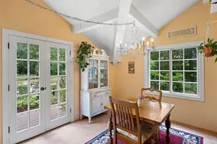 19875 SW Meadow View Dr, McMinnville, OR 97128 - Photo 13