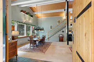 19875 SW Meadow View Dr, McMinnville, OR 97128 - Photo 5