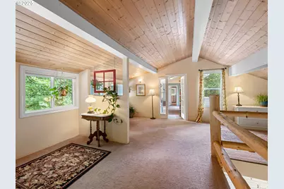 19875 SW Meadow View Dr, McMinnville, OR 97128 - Photo 23