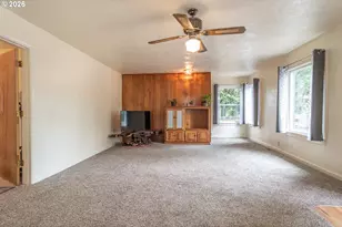470 W Third Ave, Sutherlin, OR 97479 - Photo 5