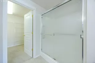 755 South 47th Place, Springfield, OR 97478 - Photo 31