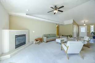 755 South 47th Place, Springfield, OR 97478 - Photo 15