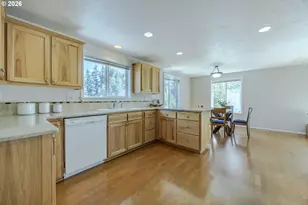 755 South 47th Place, Springfield, OR 97478 - Photo 21