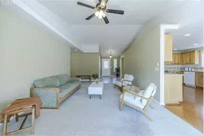 755 S 47th Pl, Springfield, OR 97478 - Photo 17