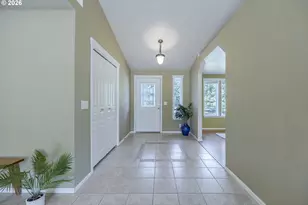 755 South 47th Place, Springfield, OR 97478 - Photo 5