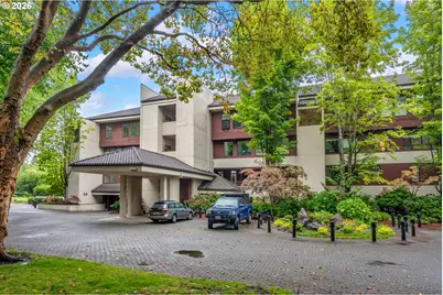 5250 S Landing Square Dr, Portland, OR 97239 - Photo 1