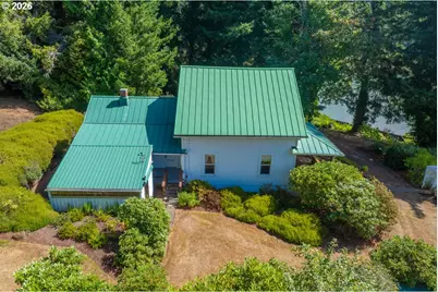 1120 Lower Smith River Rd, Reedsport, OR 97467 - Photo 7