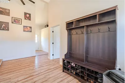 15409 NE 76th St, Vancouver, WA 98682 - Photo 9