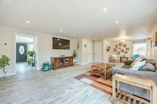 3955 Lancaster Dr, Eugene, OR 97404 - Photo 15