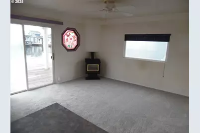18989 NE Marine Dr #26, Portland, OR 97230 - Photo 13