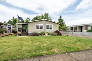 370 Creswood Dr, Creswell, OR 97426 - Photo 3