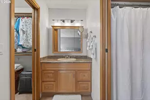 3327 Hillcrest Way, Forest Grove, OR 97116 - Photo 17