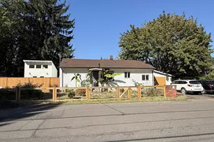 12839 SE Raymond St, Portland, OR 97236 - Photo 3