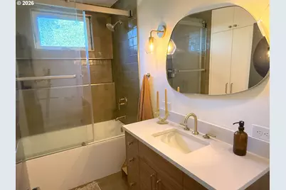 12839 SE Raymond St, Portland, OR 97236 - Photo 17