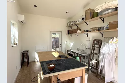 12839 SE Raymond St, Portland, OR 97236 - Photo 33