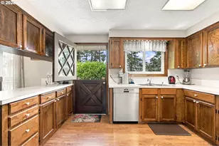 1090 NW 13th Ave, Canby, OR 97013 - Photo 15