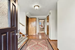 1090 NW 13th Ave, Canby, OR 97013 - Photo 5