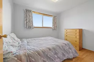 225 SW 4th St, Troutdale, OR 97060 - Photo 27