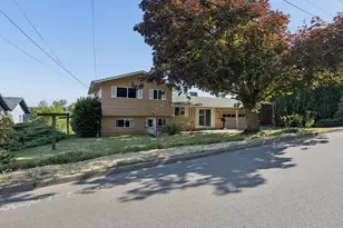 225 SW 4th St, Troutdale, OR 97060 - Photo 39