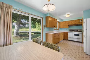 225 SW 4th St, Troutdale, OR 97060 - Photo 15
