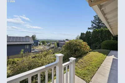 225 SW 4th St, Troutdale, OR 97060 - Photo 5