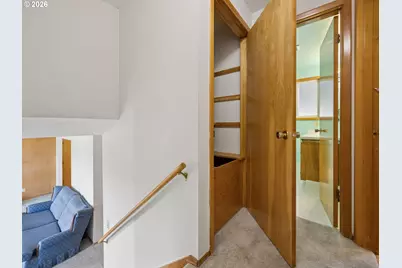 225 SW 4th St, Troutdale, OR 97060 - Photo 29