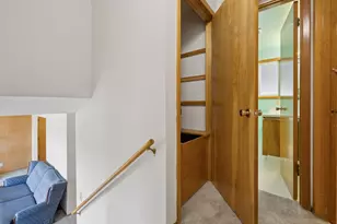 225 SW 4th St, Troutdale, OR 97060 - Photo 29