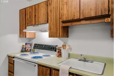 7740 SW Barnes Rd #B, Portland, OR 97225 - Photo 23