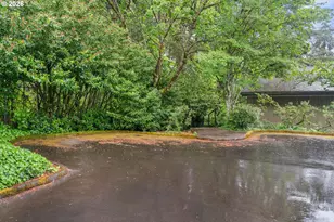 7740 SW Barnes Rd, Portland, OR 97225 - Photo 25