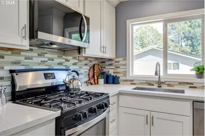 14050 SW Butner Rd, Beaverton, OR 97006 - Photo 13