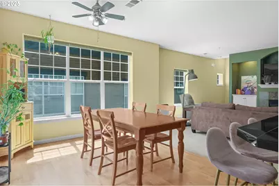 1120 SW 170th Ave #201, Beaverton, OR 97003 - Photo 17