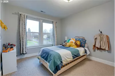 318 N Fremont St, Portland, OR 97227 - Photo 23